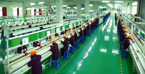 为何工厂工作繁重，却依然吸引众多从业者？——兼谈旅游业的职业选择